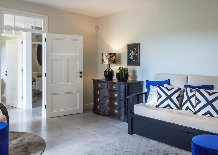 Vintage Charming House Semesterbostad